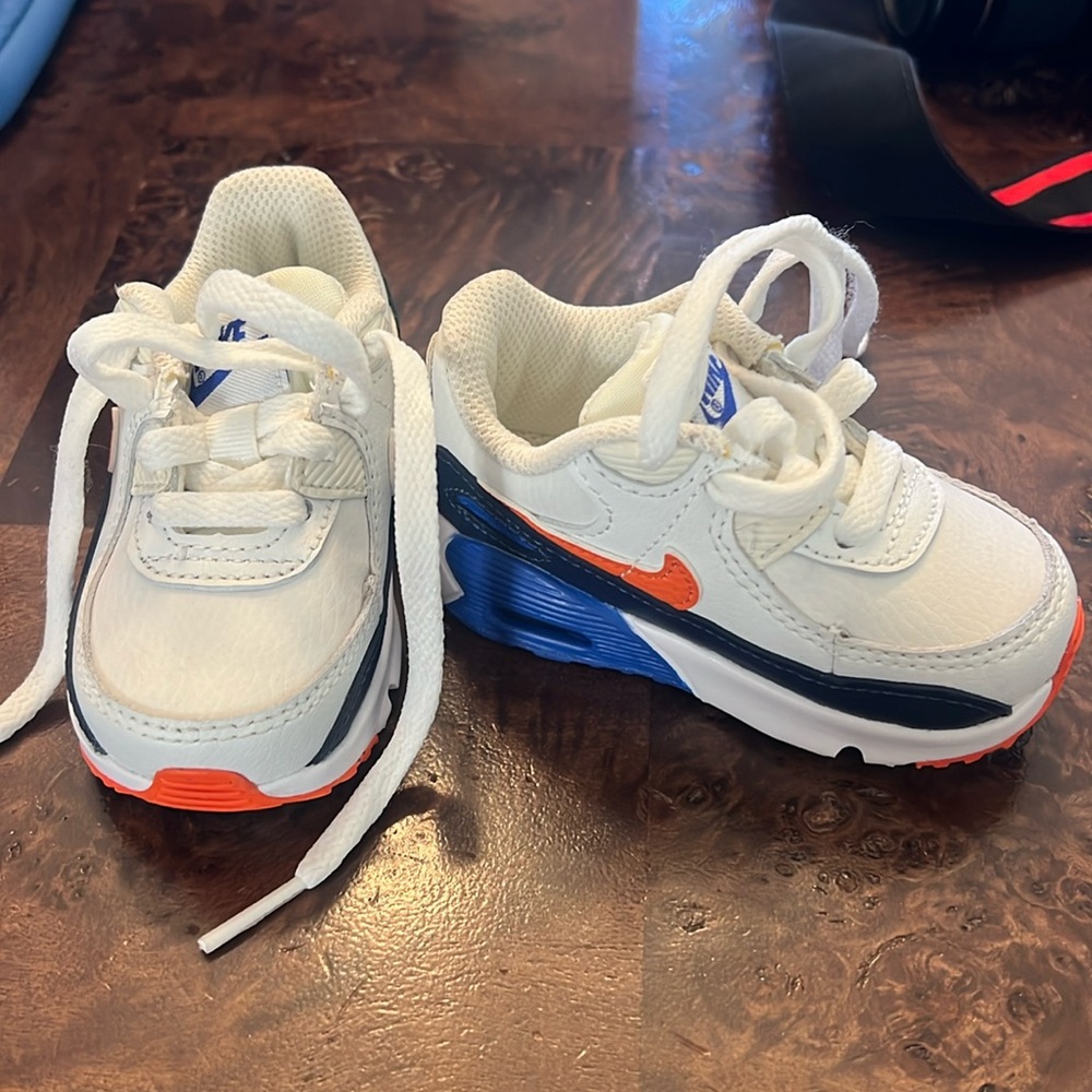 NWOT NIKE AIR MAX TODDLER SNEAKERS size 4C